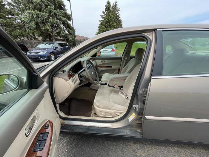 Used 2006 Buick LaCrosse CX FWD image 21