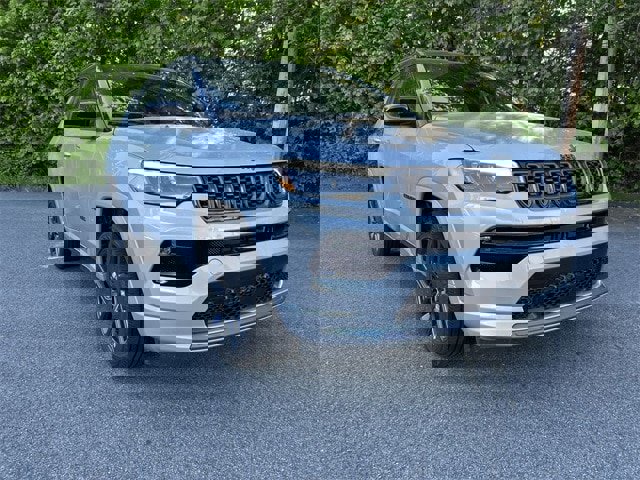 New 2025 Jeep Compass Limited w/ High Altitude Package image 2