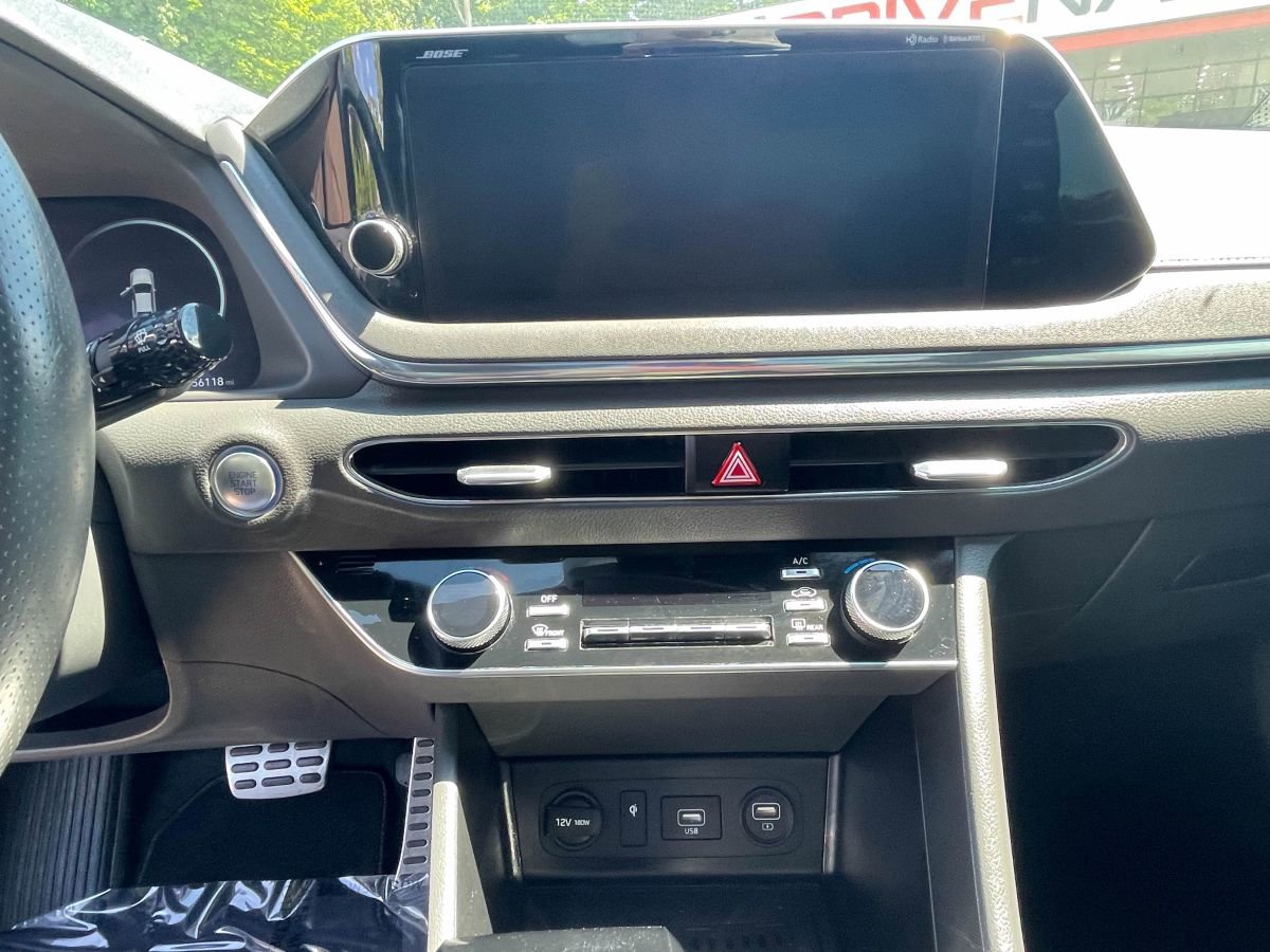 Used 2021 Hyundai Sonata SEL Plus w/ Tech Package image 12
