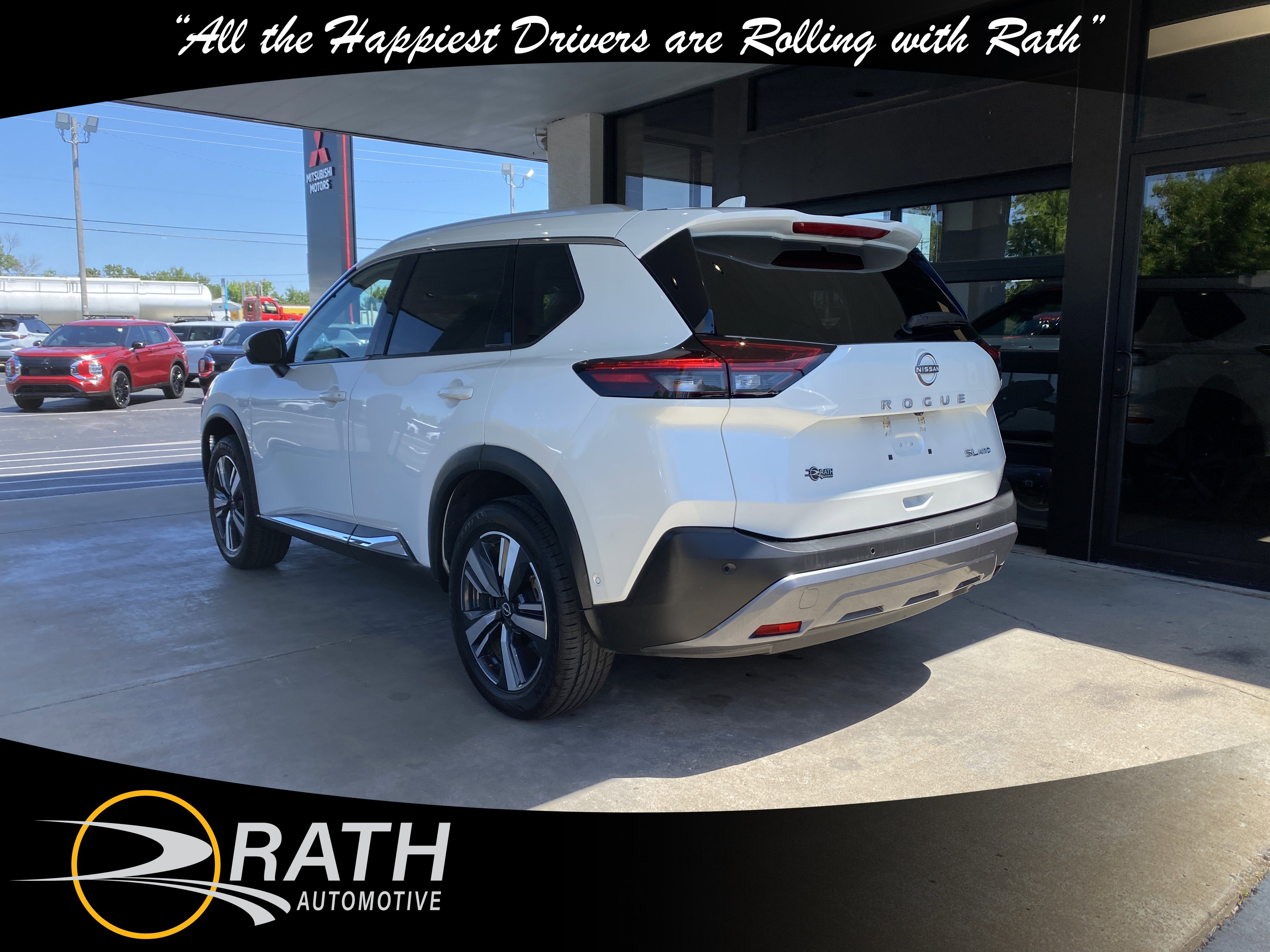 Used 2023 Nissan Rogue SL w/ SL Premium Package AWD/4WD image 8