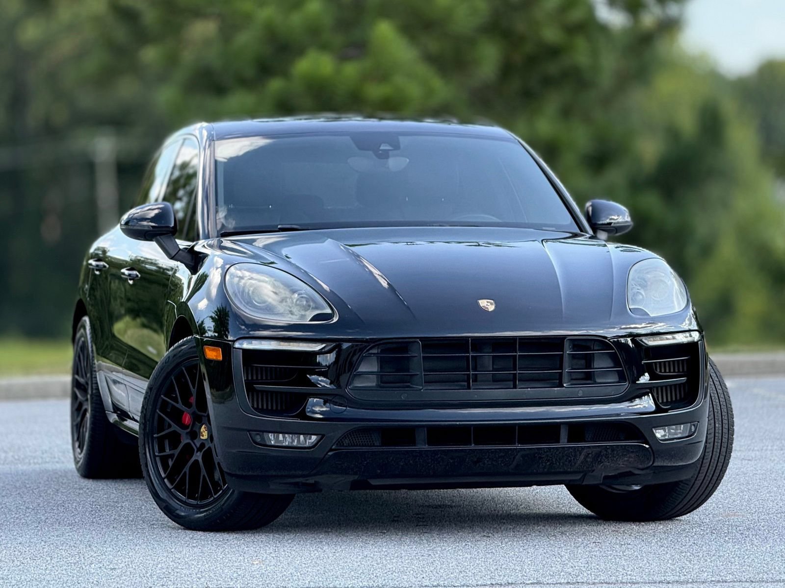 Used 2017 Porsche Macan GTS AWD/4WD image 4