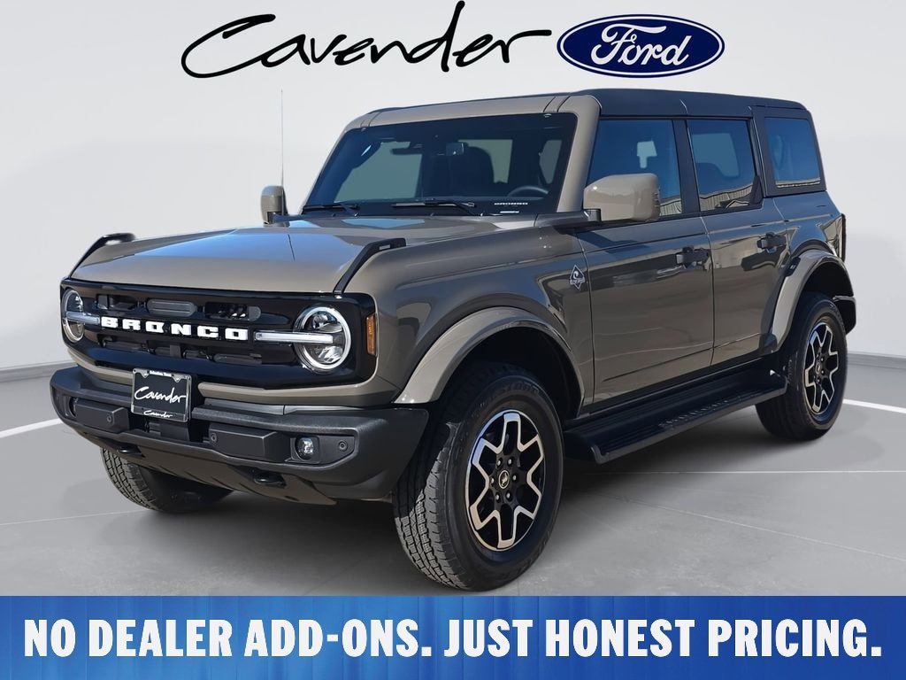 New 2026 Ford Bronco Outer Banks AWD/4WD image 8