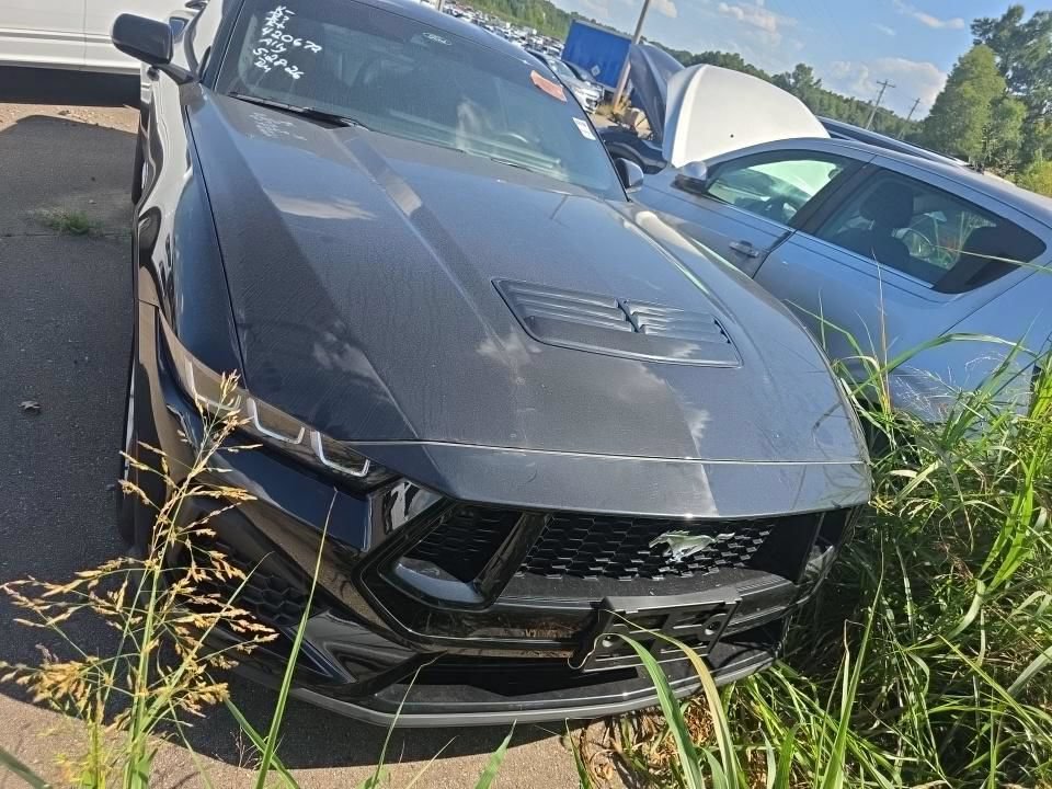 Used 2024 Ford Mustang GT Premium RWD image 3