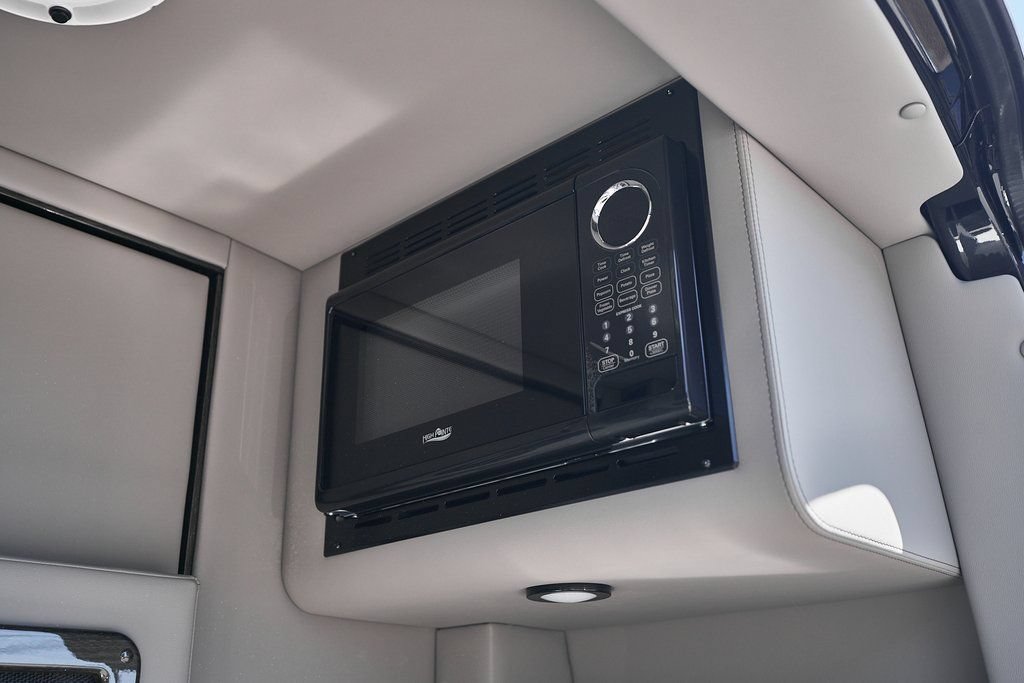 Used 2024 Mercedes-Benz Sprinter 3500 w/ Parking Package image 21