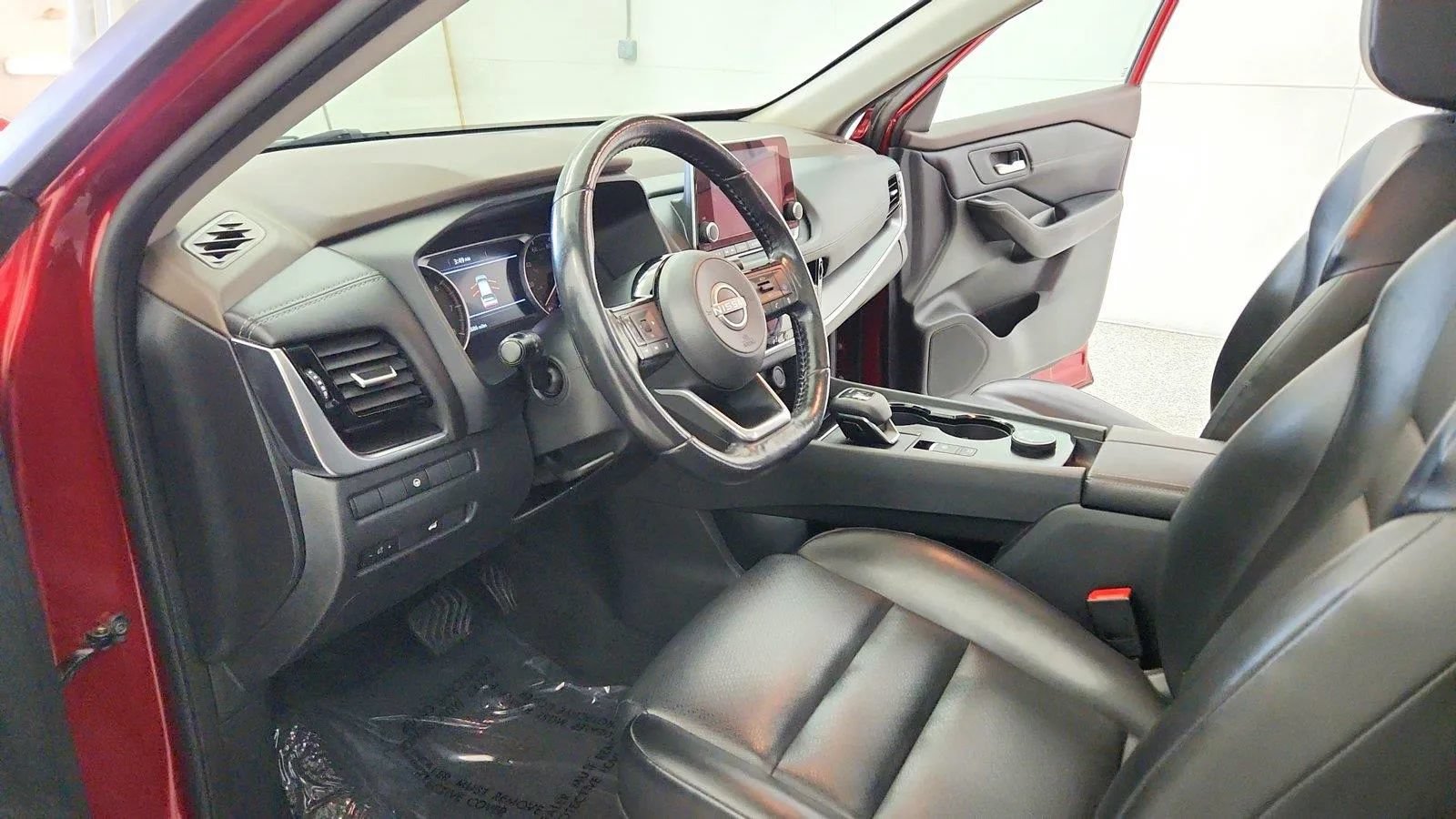 Used 2022 Nissan Rogue SV w/ SV Premium Package AWD/4WD image 14