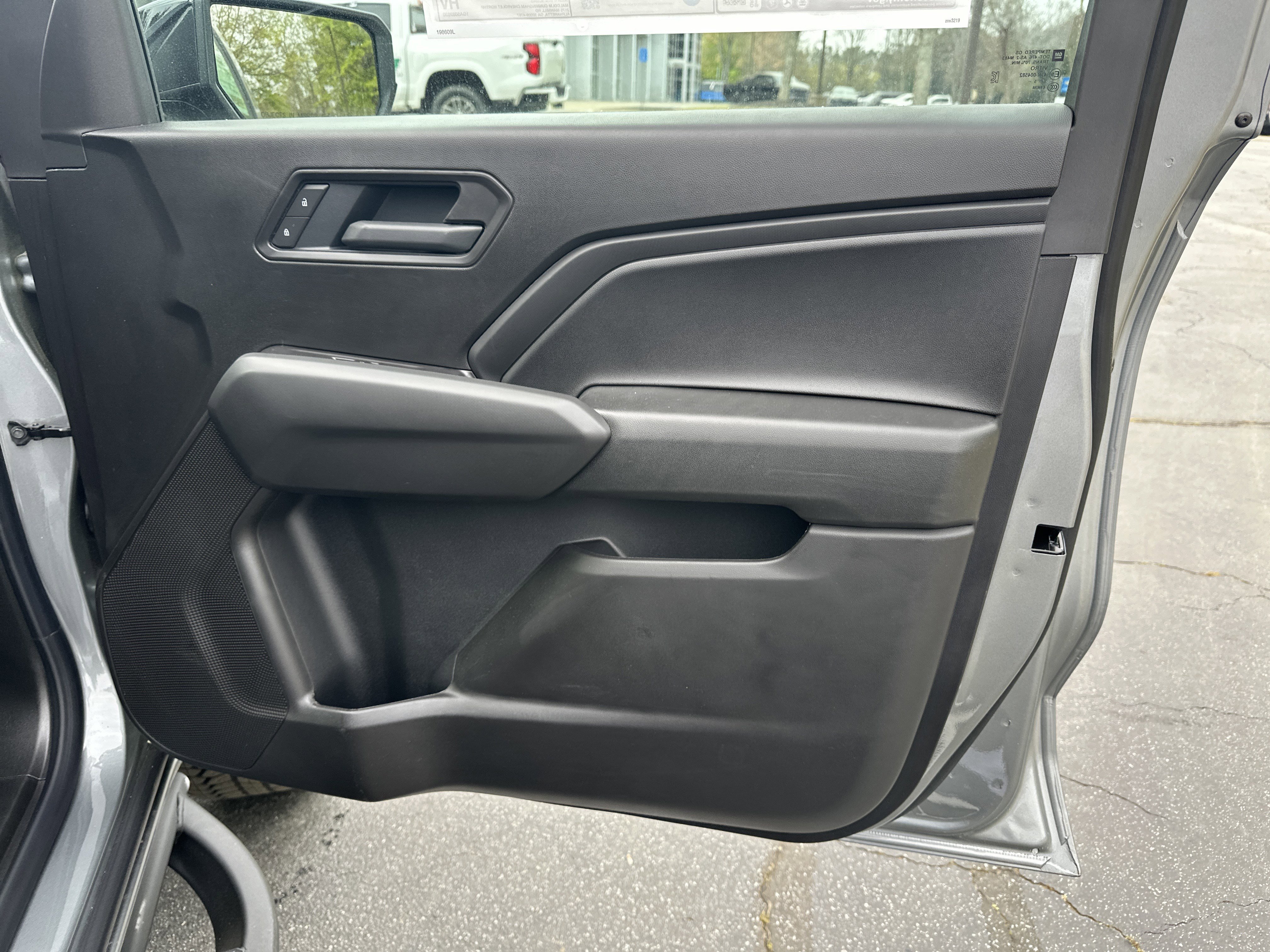 New 2026 Chevrolet Colorado Trail Boss w/ Off-Road Front Bumper Package image 15