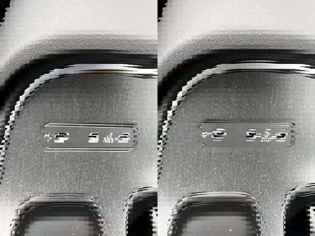 New 2026 Hyundai Palisade FWD Hybrid image 17