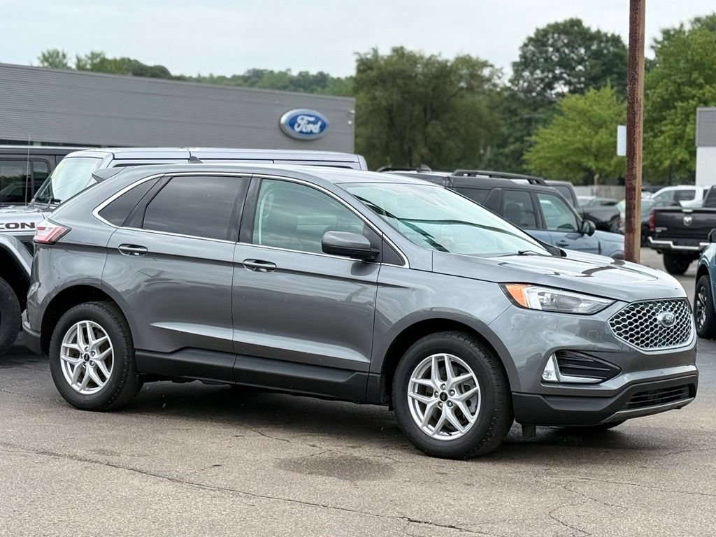 Certified 2024 Ford Edge SEL w/ Convenience Package AWD/4WD image 26