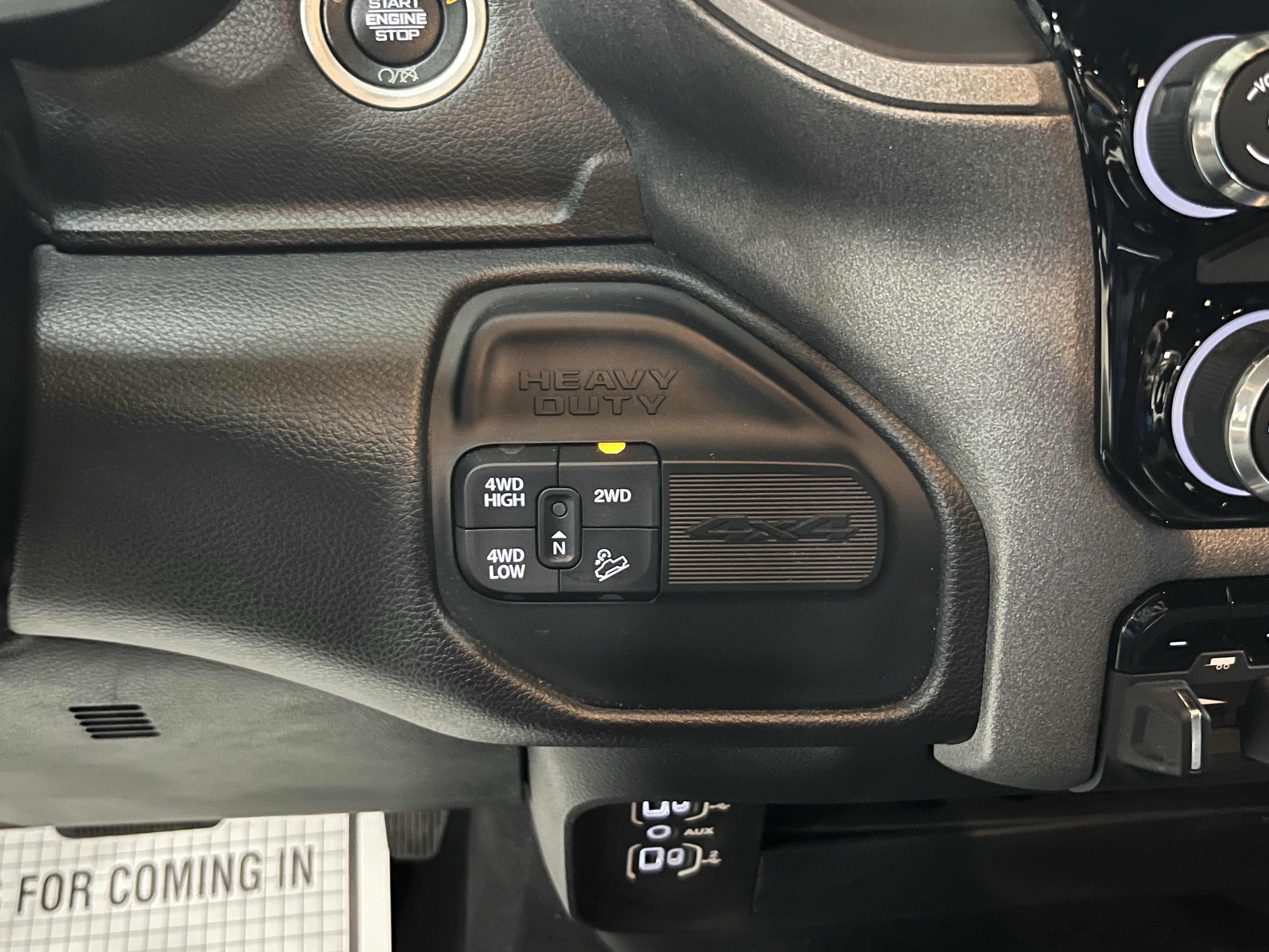 Used 2024 RAM 2500 Tradesman w/ Chrome Appearance Group image 25