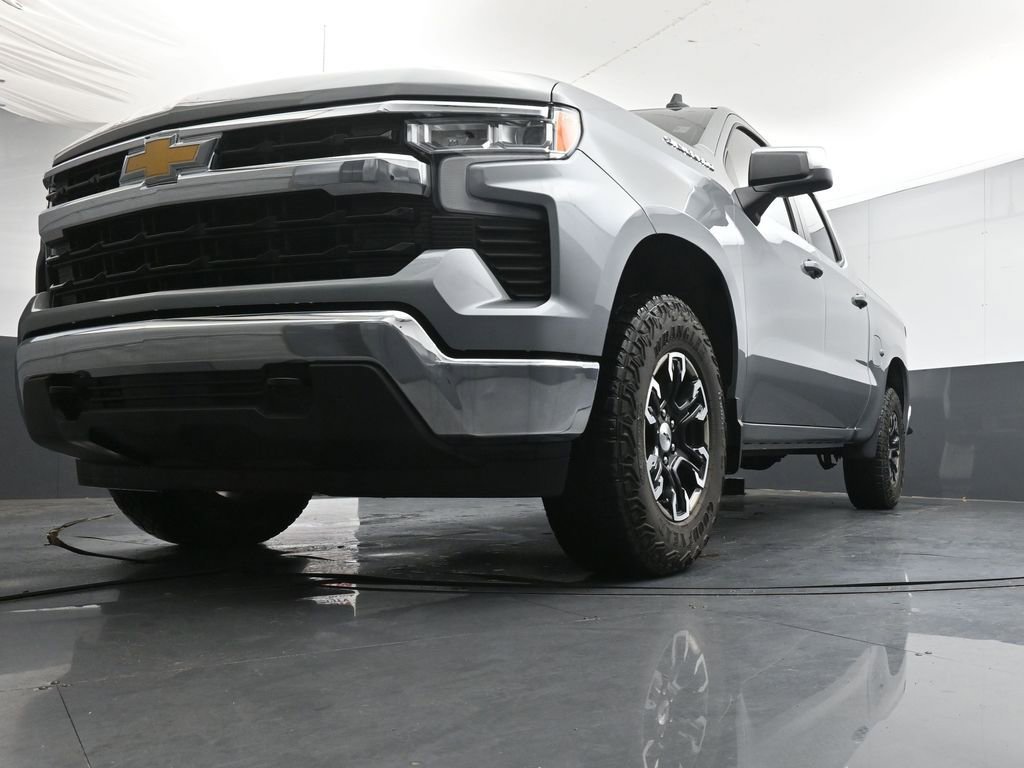 Used 2025 Chevrolet Silverado 1500 LT w/ Protection Package AWD/4WD image 34