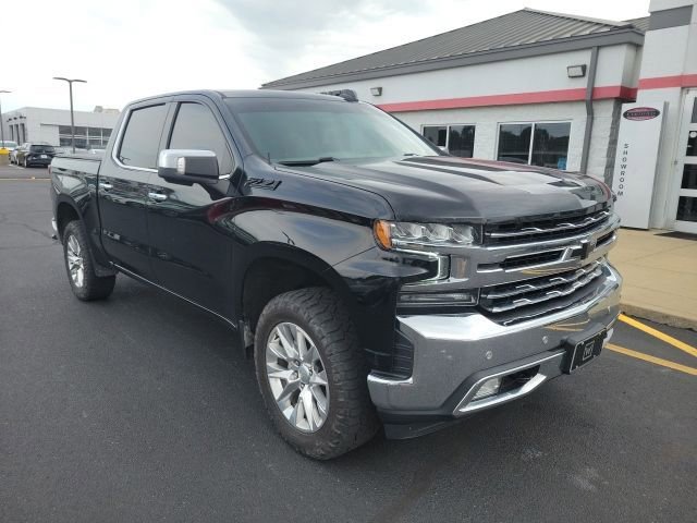 Used 2022 Chevrolet Silverado 1500 LTZ AWD/4WD image 1