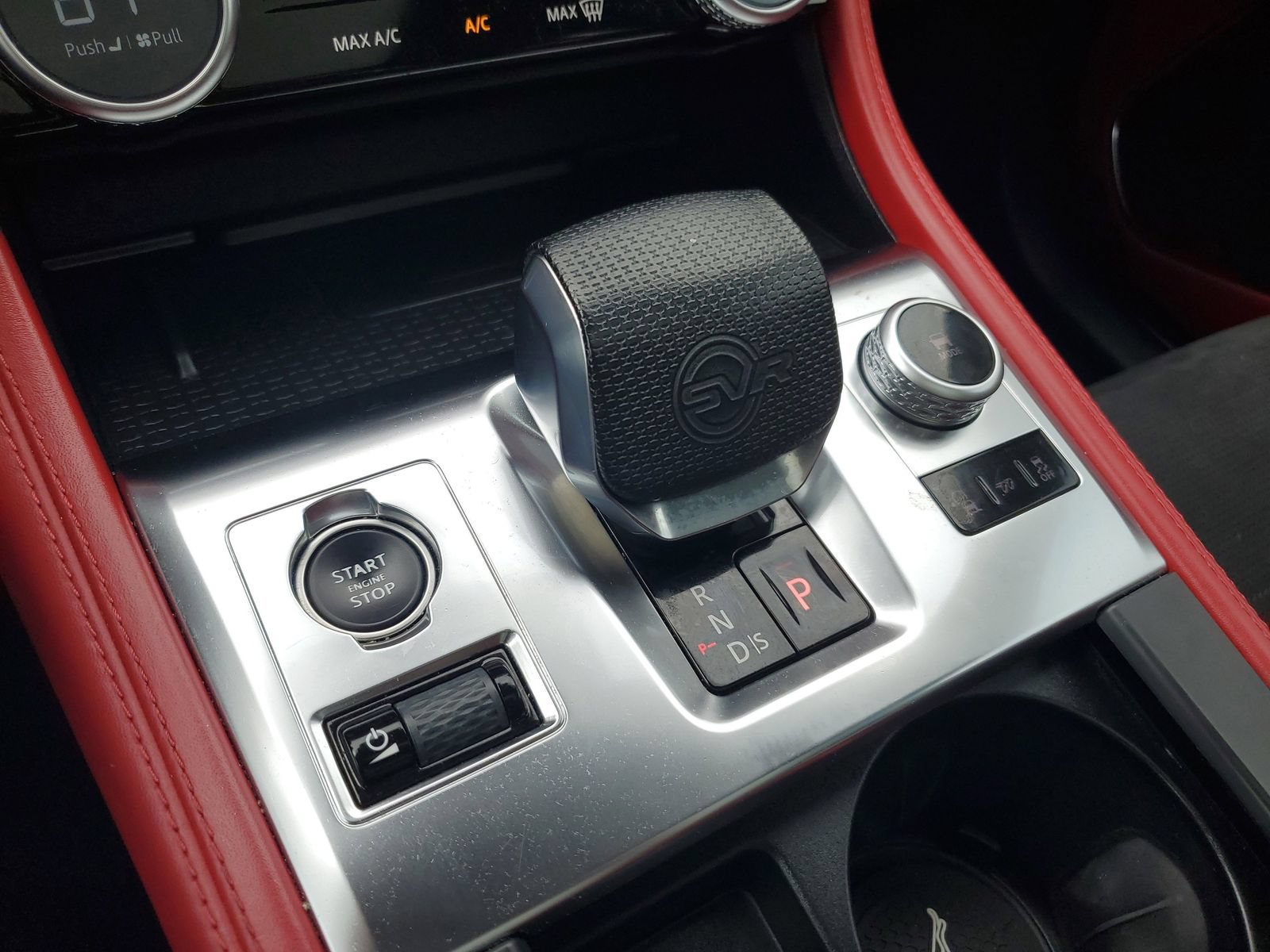 Used 2023 Jaguar F-PACE SVR AWD/4WD image 28