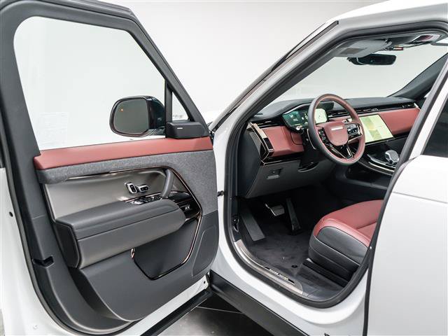 New 2026 Land Rover Range Rover Autobiography AWD/4WD image 24