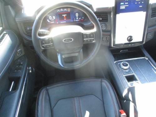 Used 2024 Ford Expedition Limited image 9