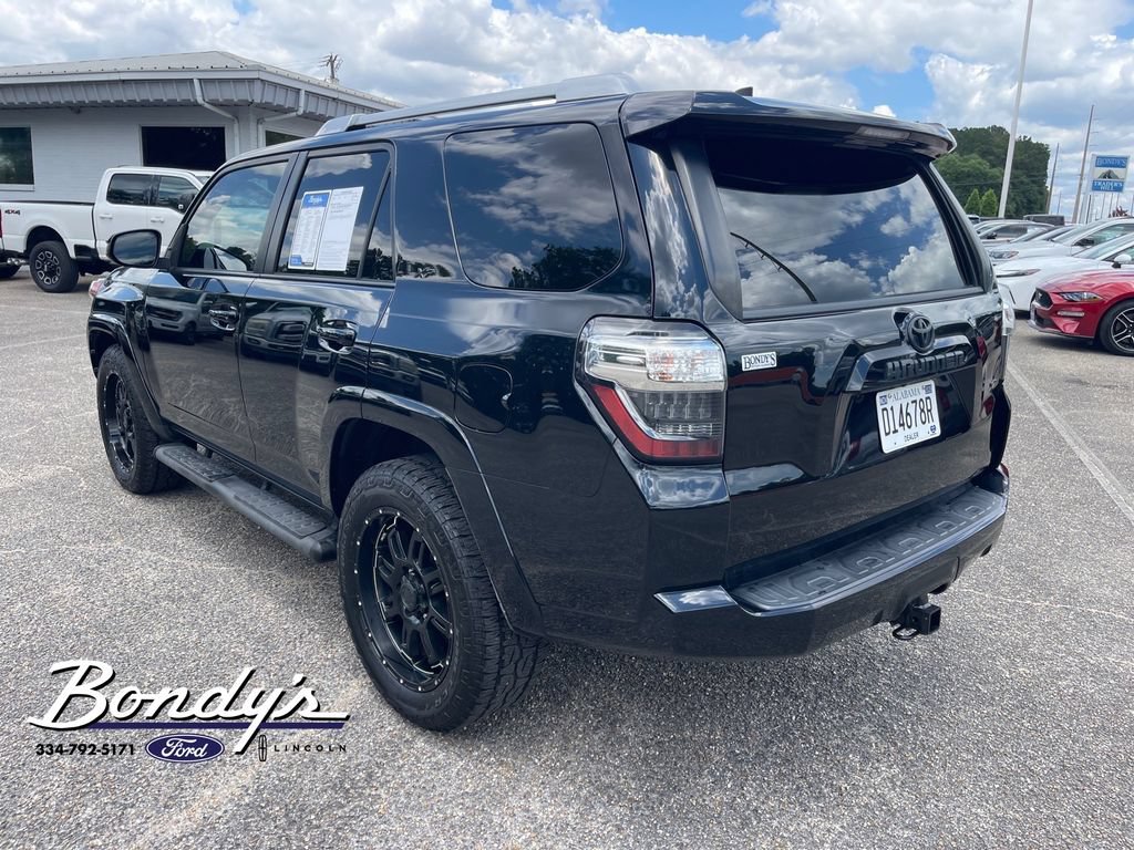 Used 2018 Toyota 4Runner SR5 RWD image 12