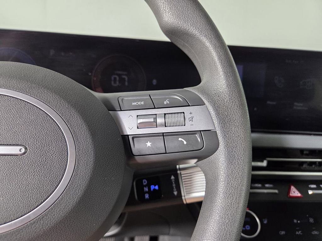 Used 2025 Hyundai Sonata SEL FWD image 17