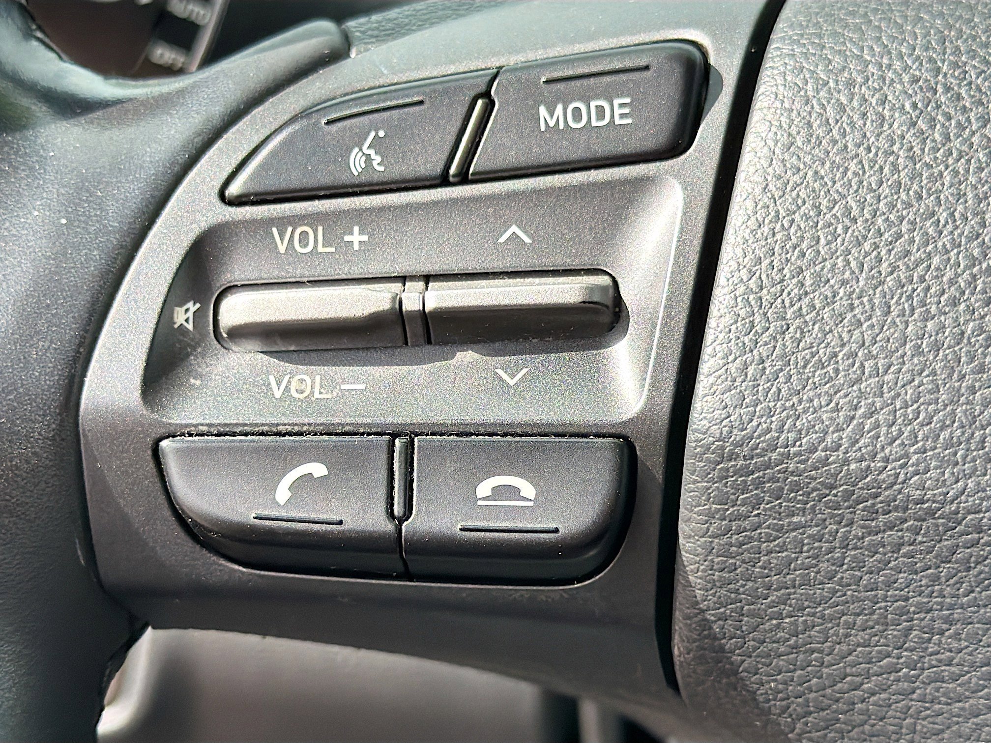 Used 2020 Hyundai Kona SEL image 29