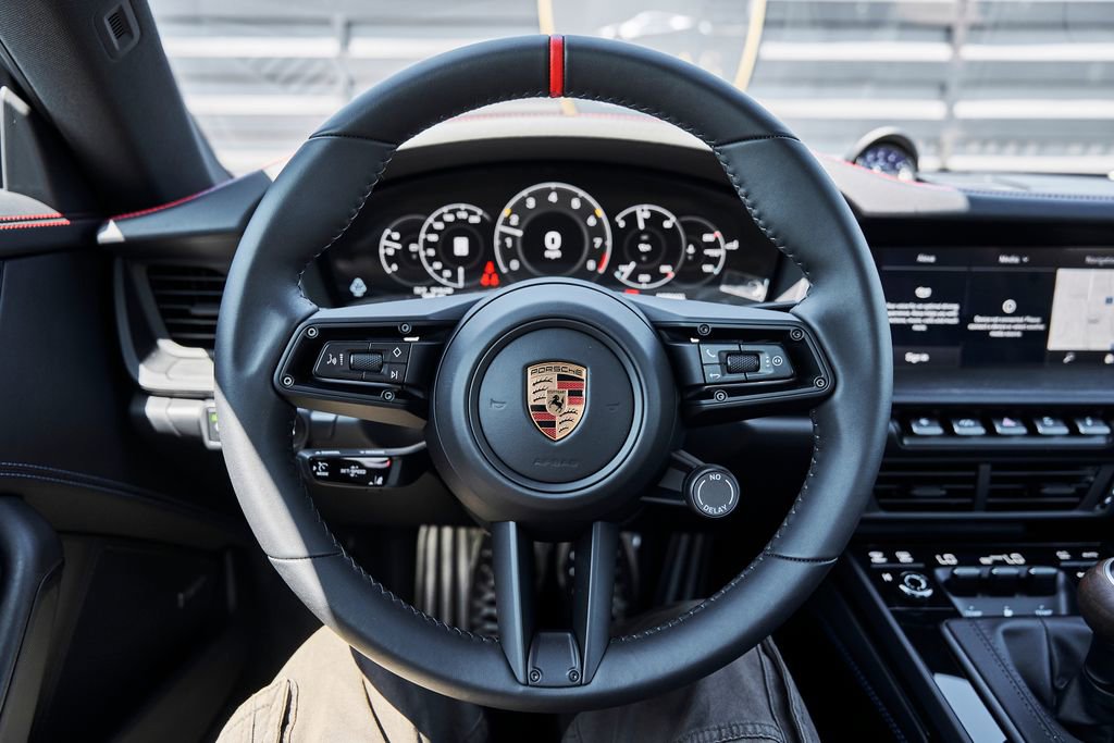 Used 2026 Porsche 911 Carrera T RWD image 48