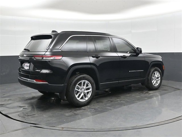 New 2025 Jeep Grand Cherokee Laredo X w/ Luxury Tech Group I image 4