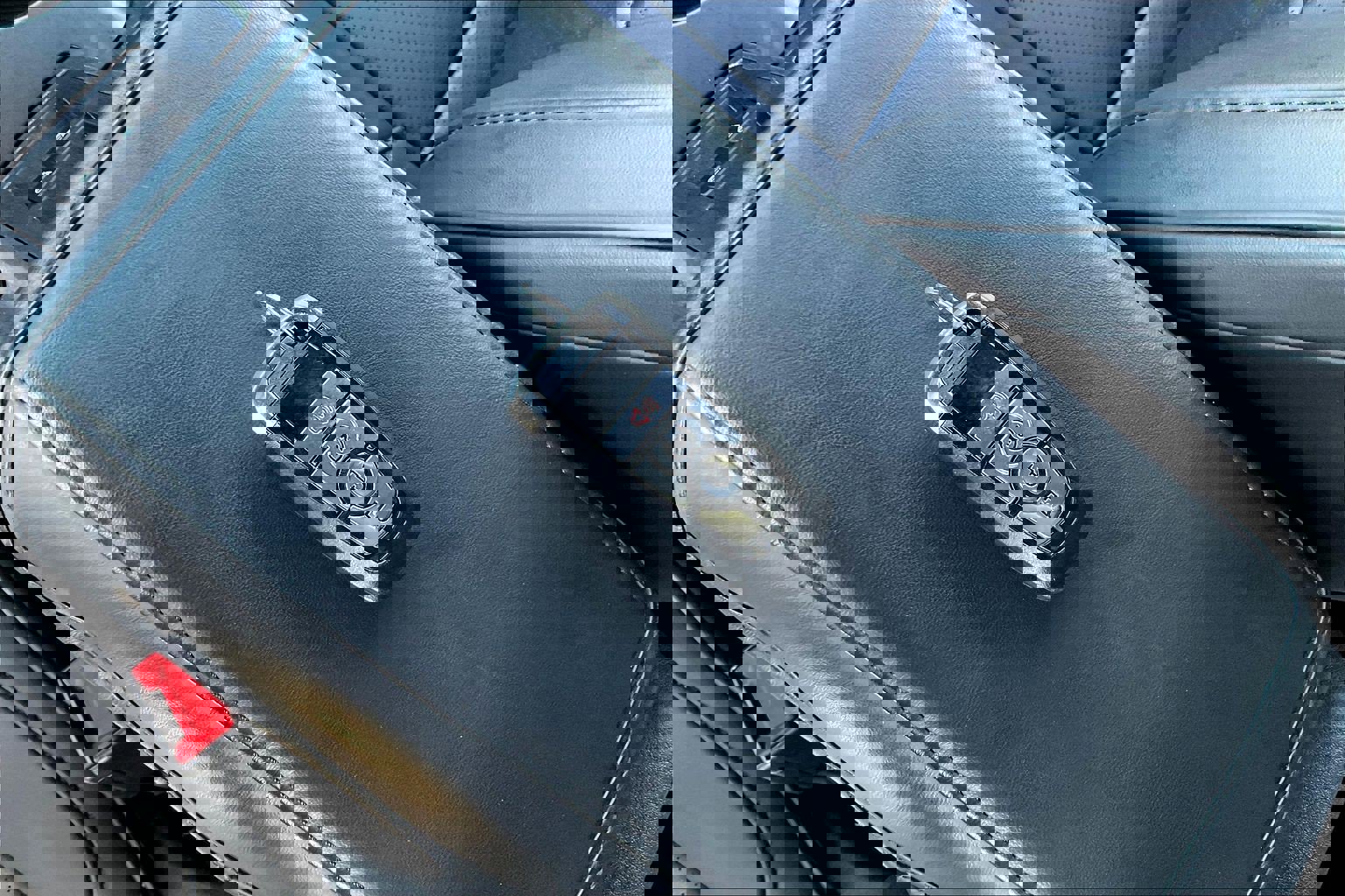 Used 2024 Ford Bronco Badlands image 33