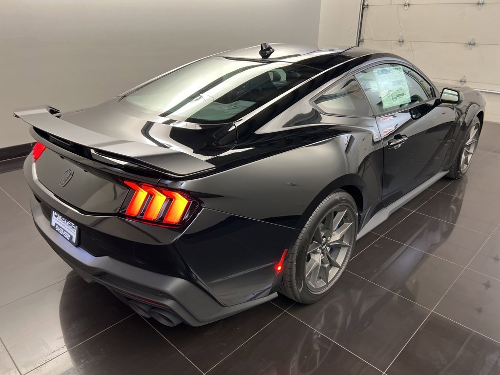 New 2025 Ford Mustang Dark Horse image 6