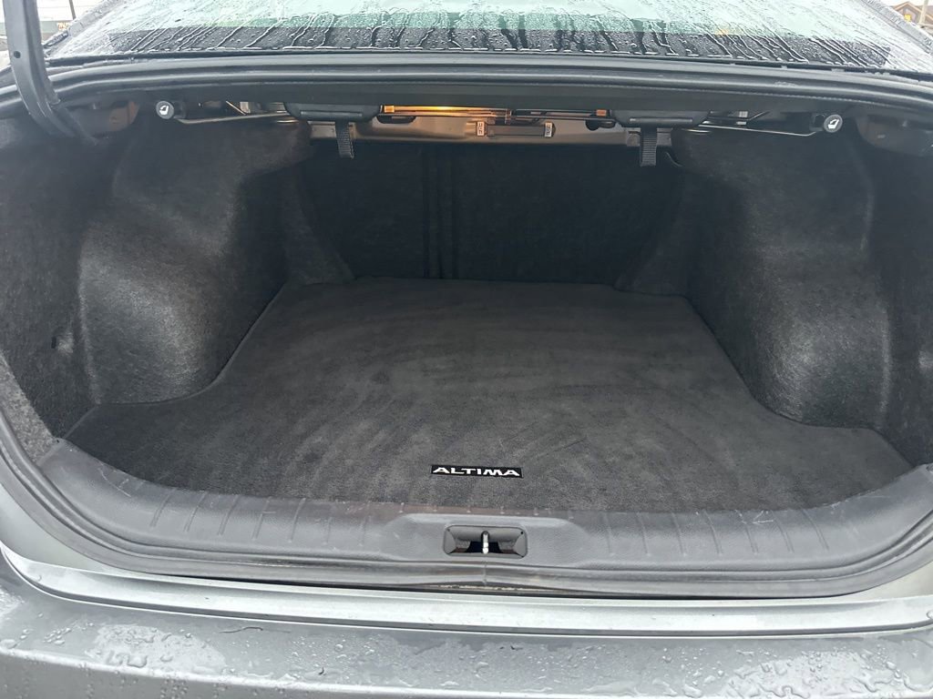Used 2025 Nissan Altima 2.5 SR image 29
