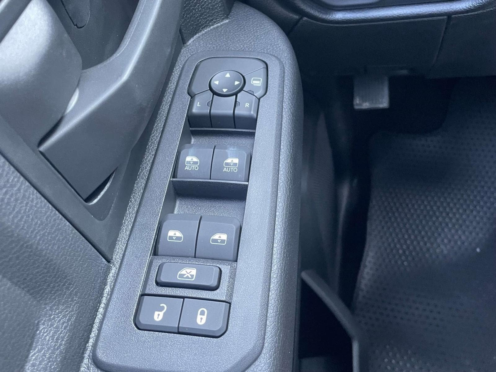 New 2026 RAM 3500 Tradesman AWD/4WD image 26