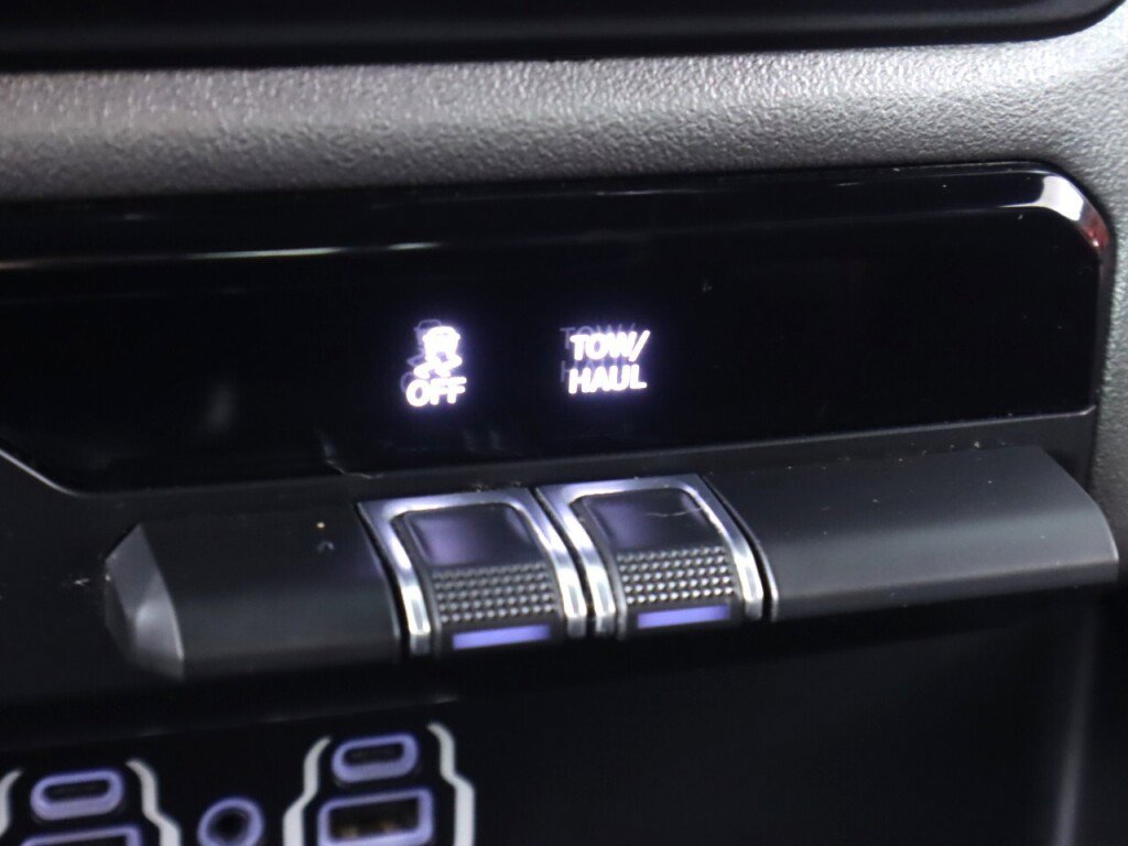 Used 2019 RAM 1500 Rebel image 25