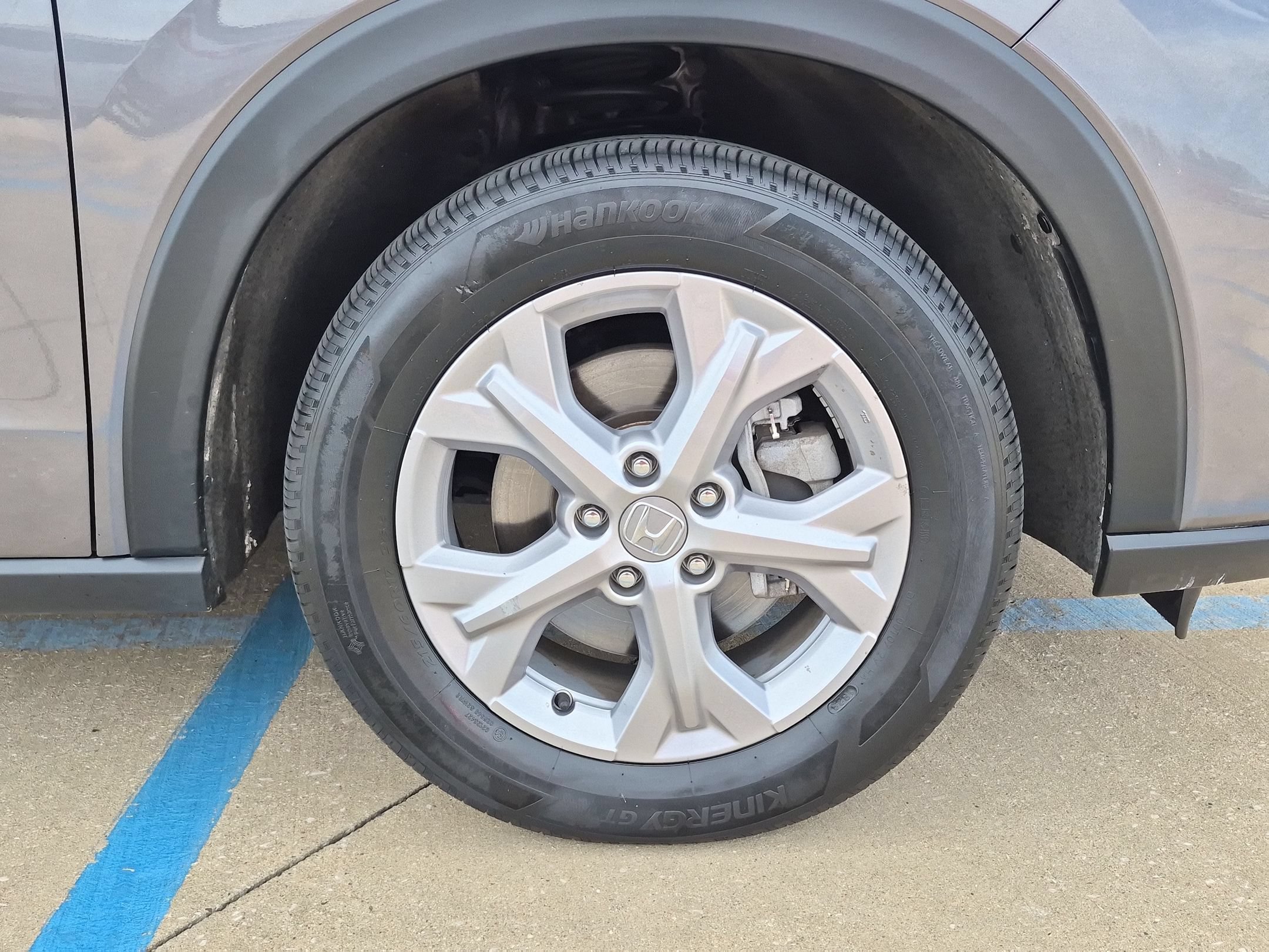 Certified 2024 Honda HR-V LX image 31