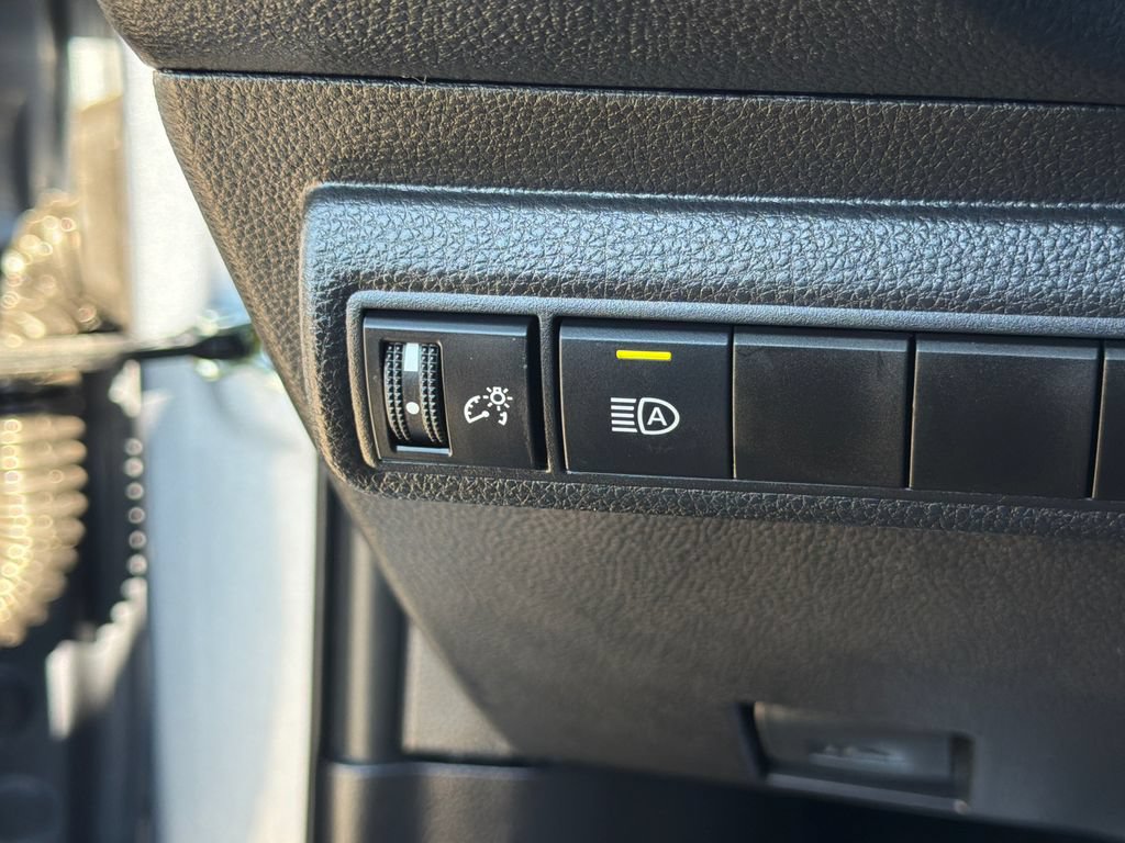 Used 2026 Toyota Corolla LE FWD image 21