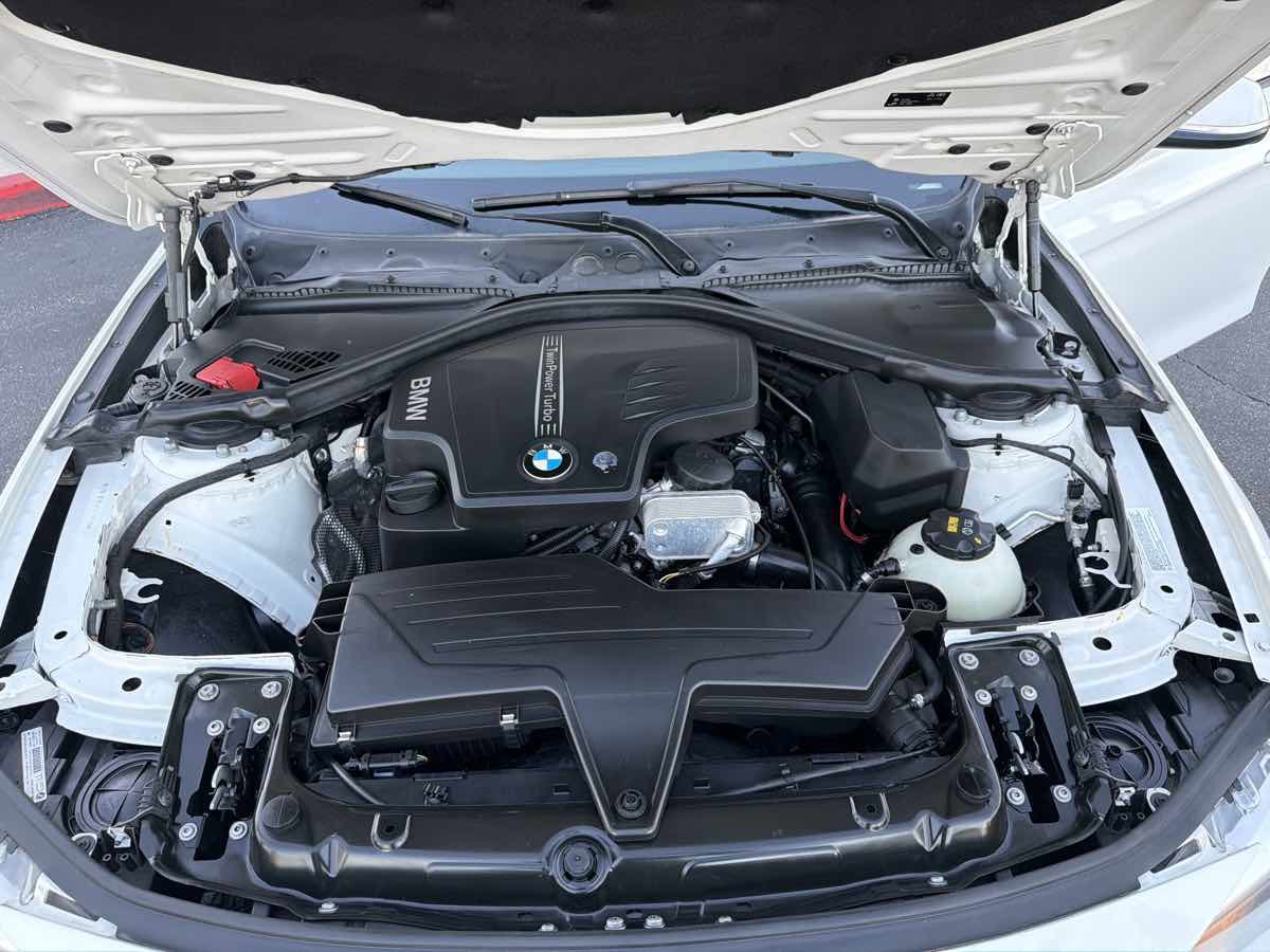 Used 2015 BMW 328i Sedan RWD image 31