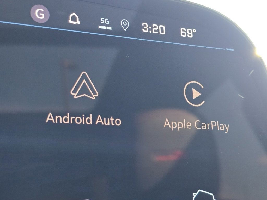 New 2026 Chevrolet Traverse Z71 w/ LPO, Floor Liner Package image 6