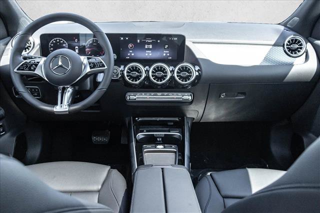 New 2026 Mercedes-Benz GLA 250 4MATIC image 18
