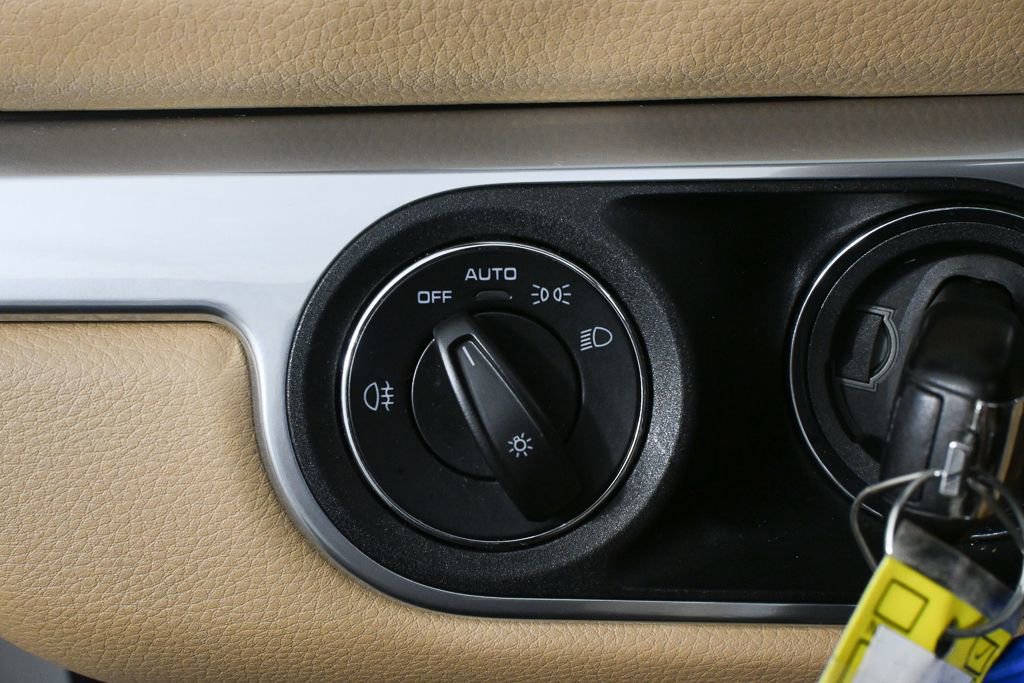 Used 2013 Porsche Boxster RWD image 9