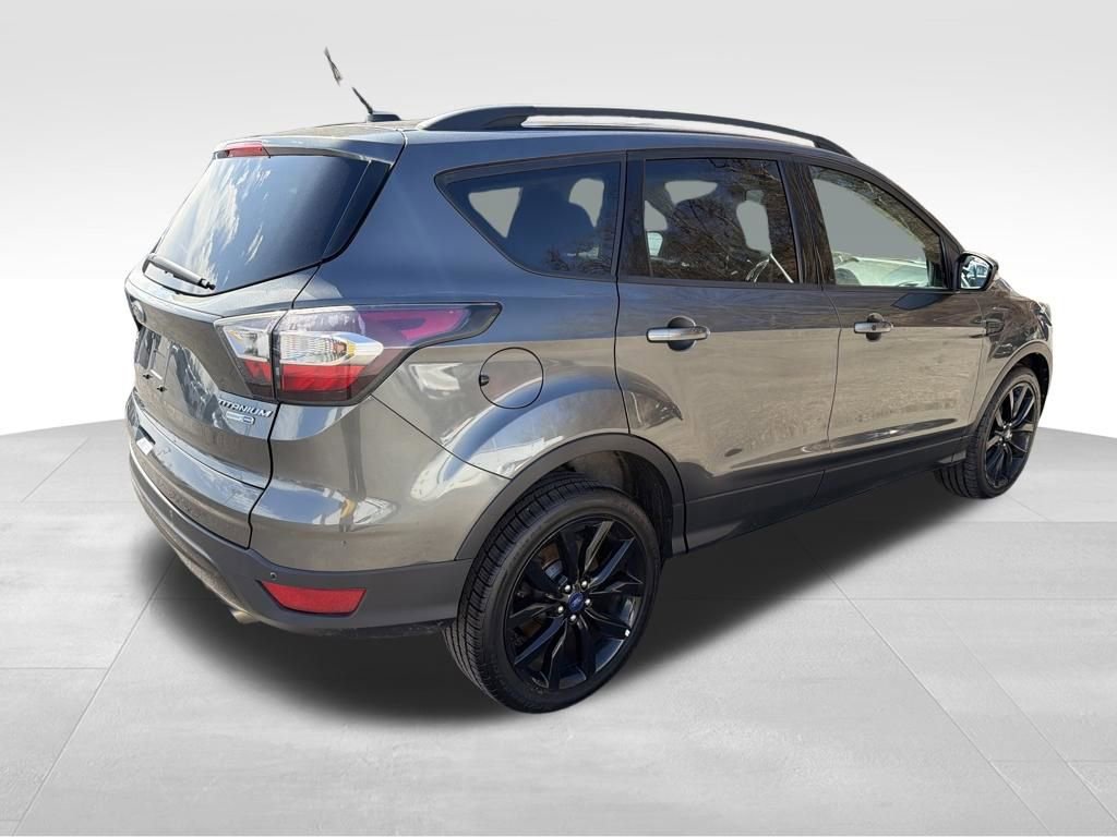 Used 2017 Ford Escape Titanium image 8