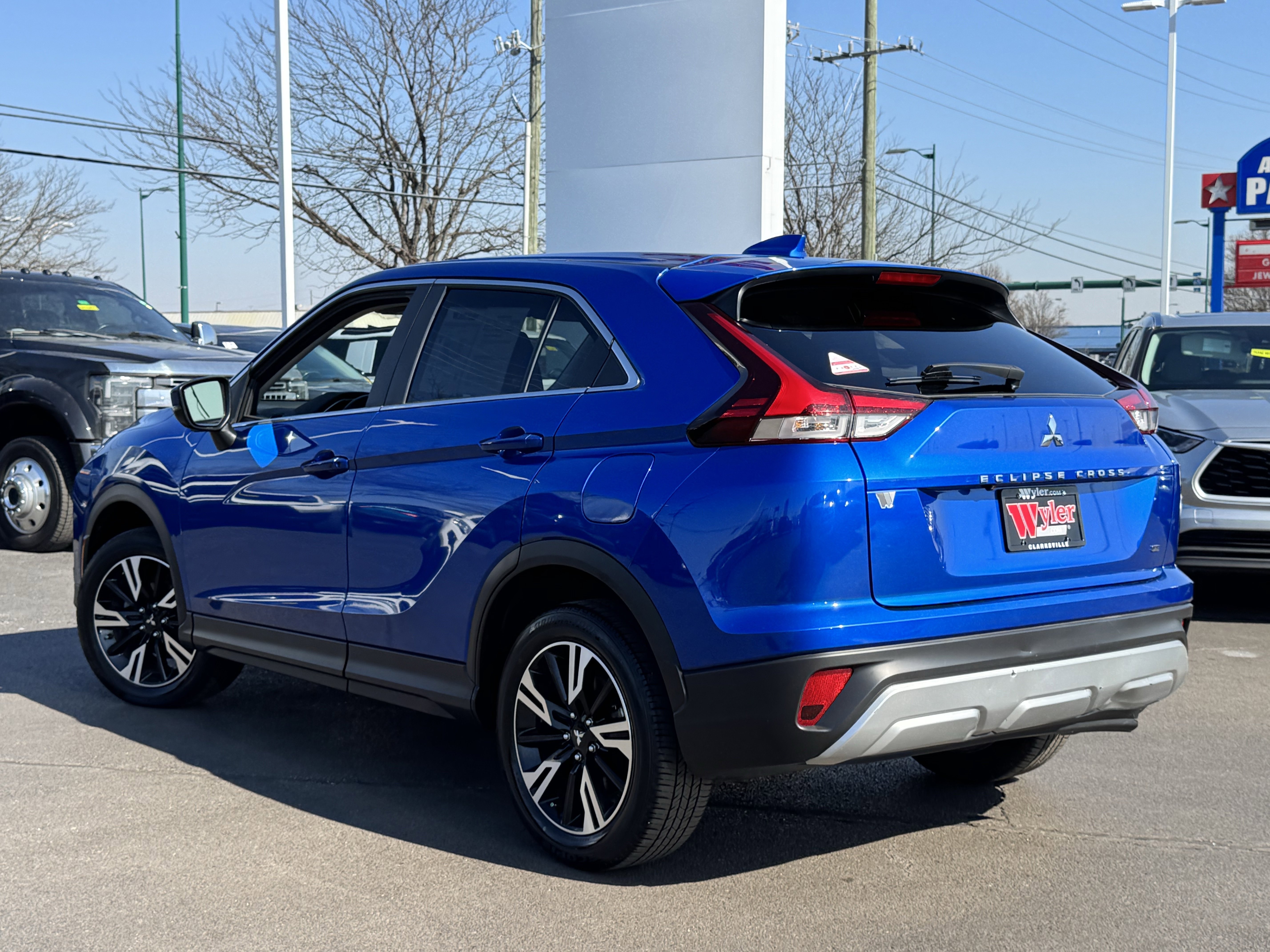 Used 2024 Mitsubishi Eclipse Cross SE AWD/4WD image 16