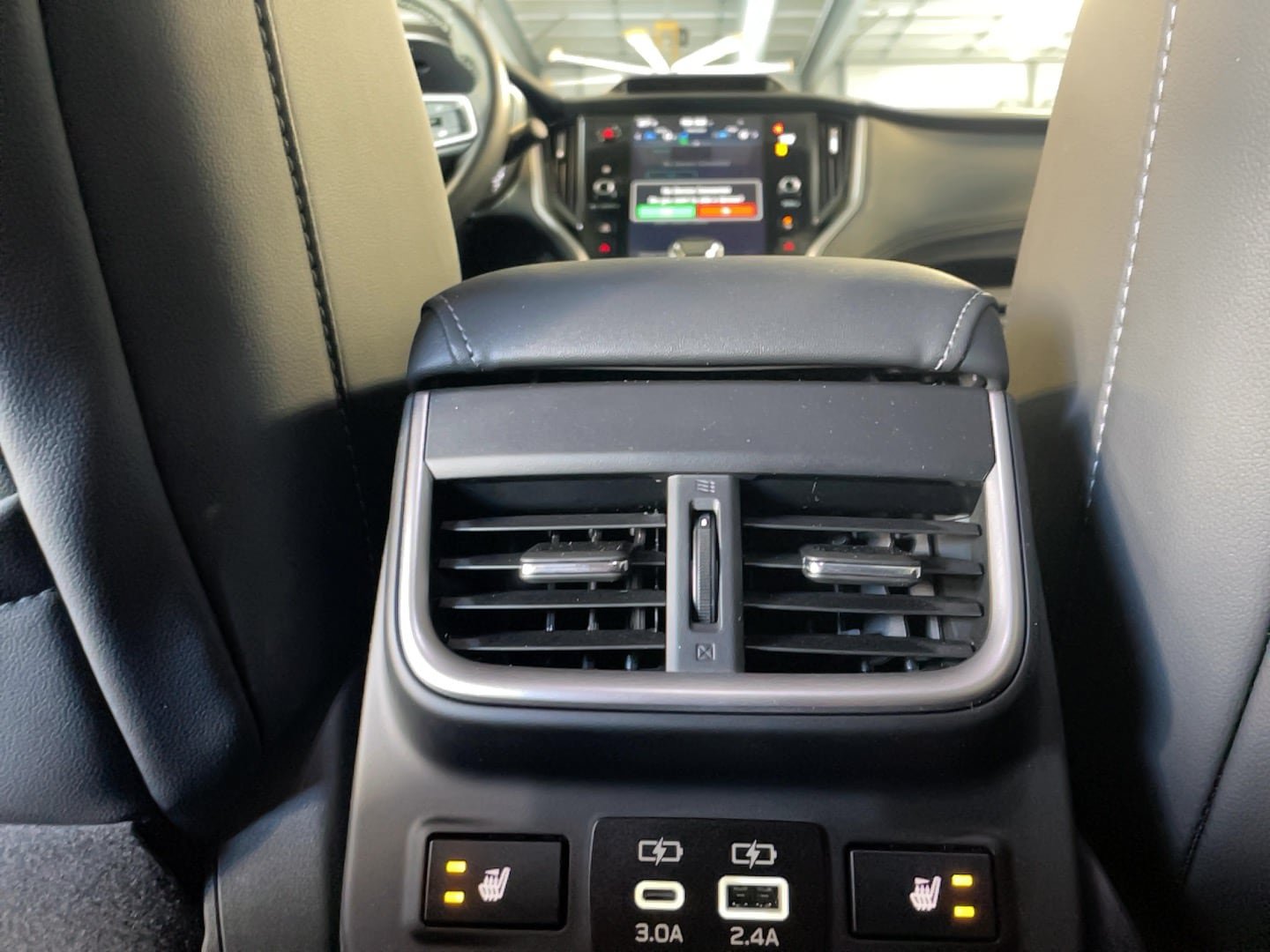 Used 2025 Subaru Outback Limited AWD/4WD image 7