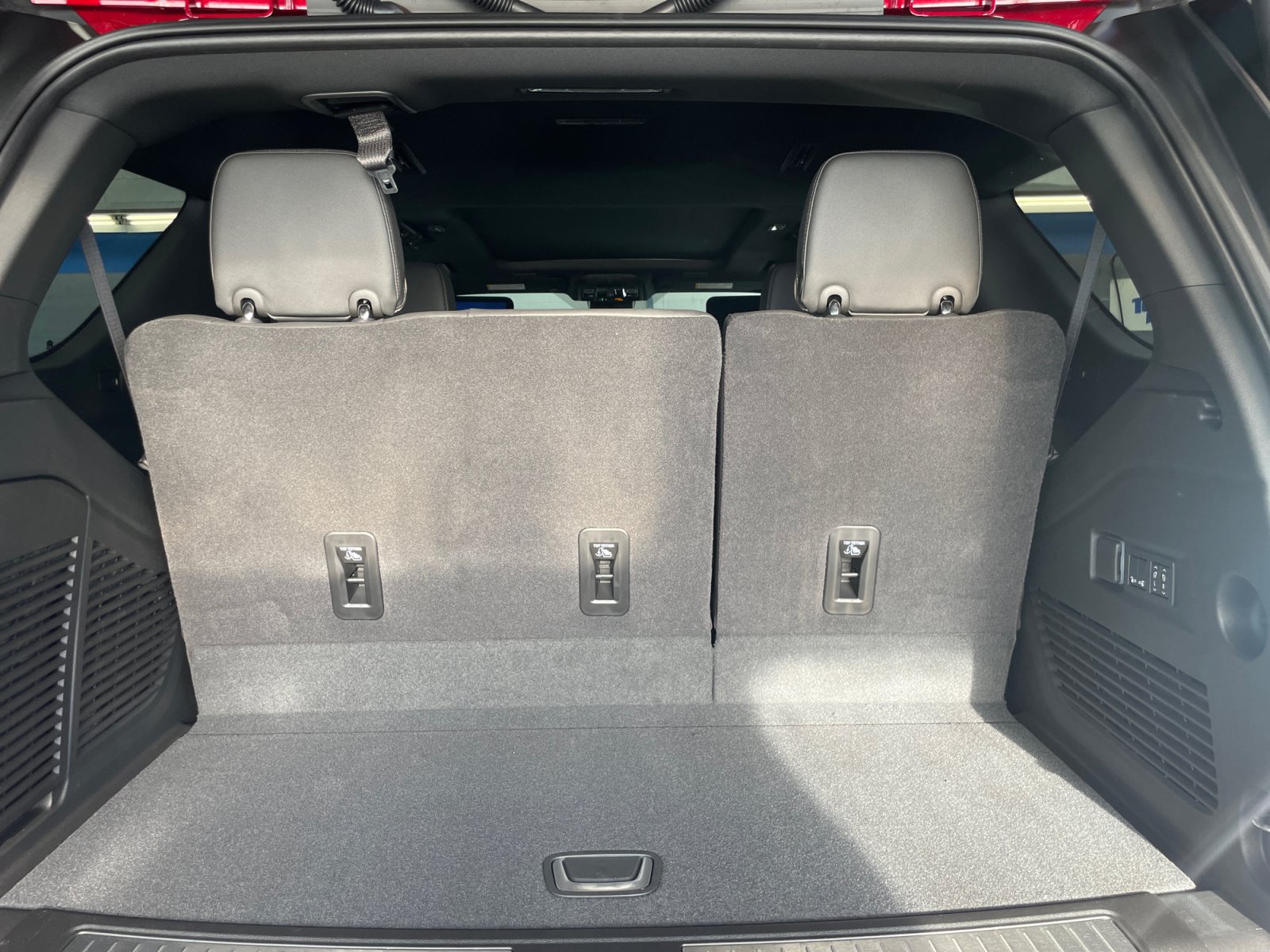 New 2026 Chevrolet Tahoe Premier AWD/4WD image 25