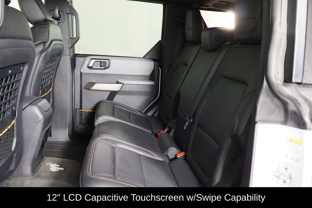 Used 2023 Ford Bronco Badlands image 14