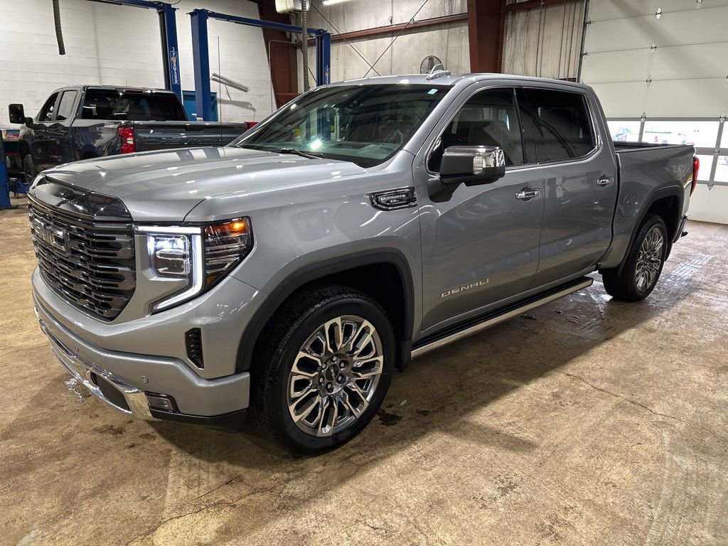 Used 2024 GMC Sierra 1500 Denali Ultimate image 1