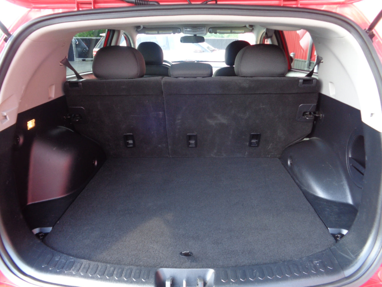 Used 2015 Kia Sportage LX image 9