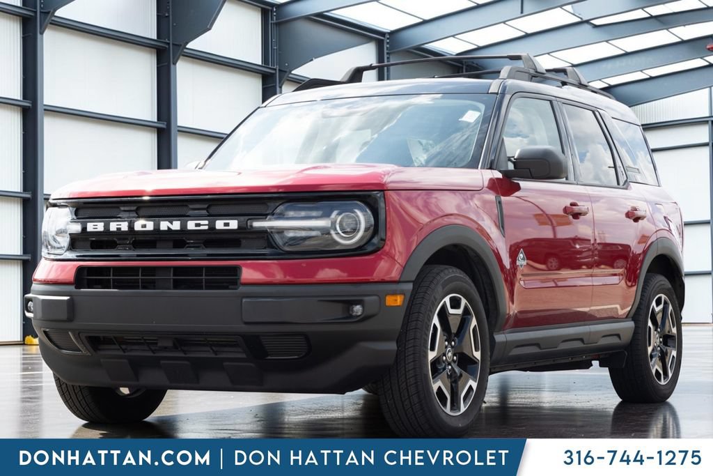 Used 2021 Ford Bronco Sport Outer Banks AWD/4WD image 1