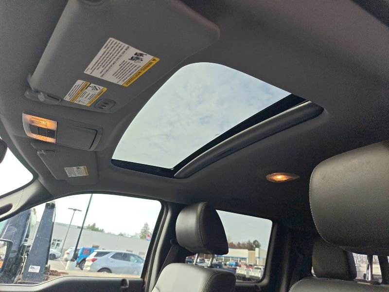 Used 2011 Ford F150 Lariat w/ Lariat Chrome Pkg image 9