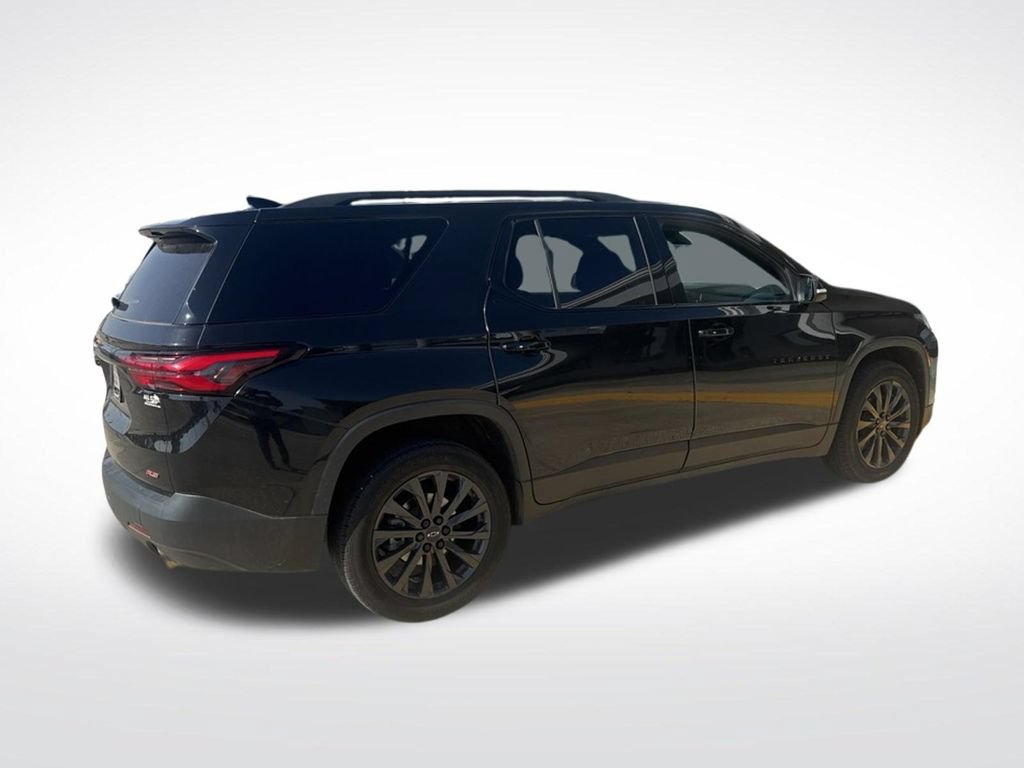 Used 2023 Chevrolet Traverse RS FWD image 13