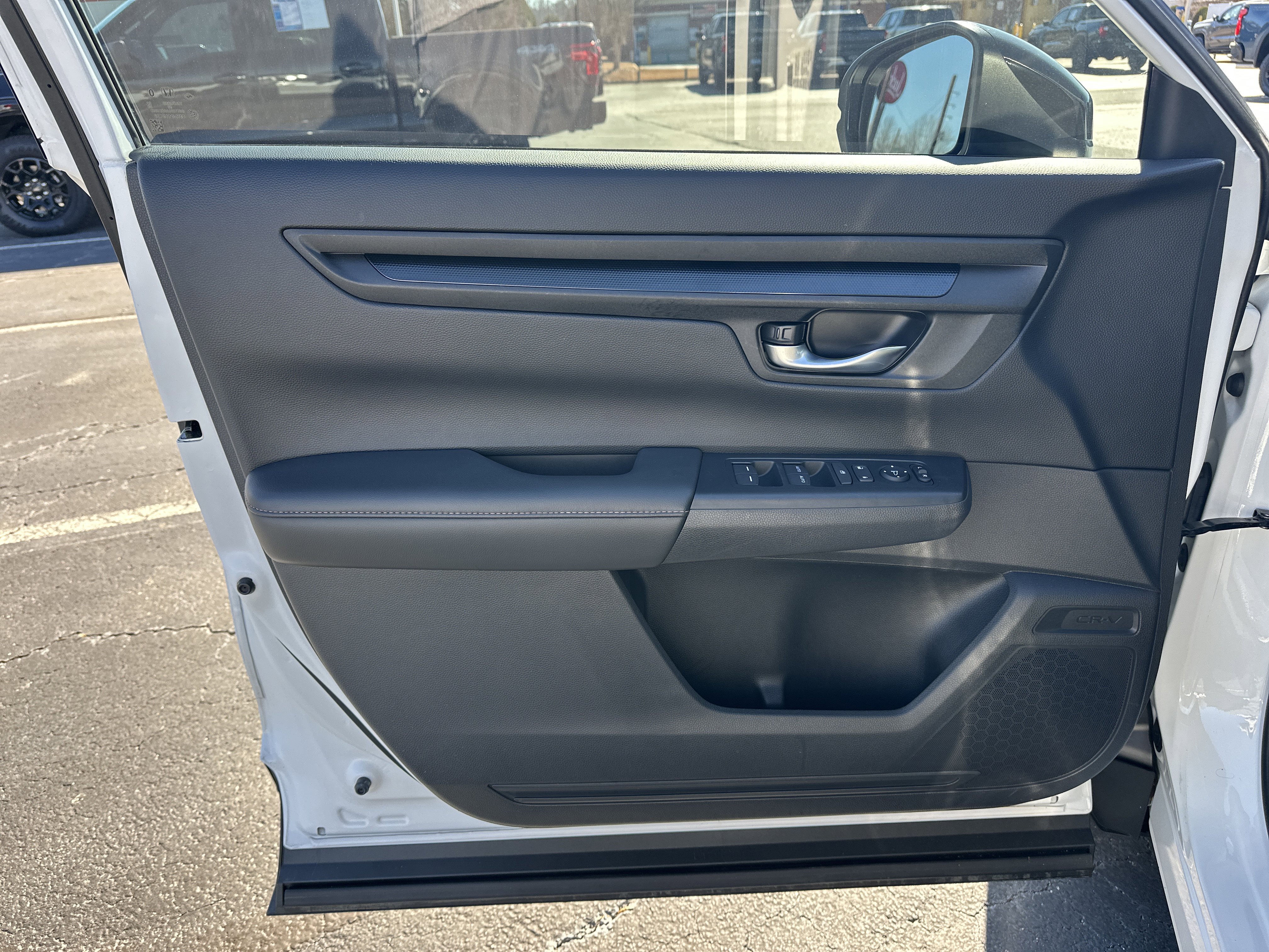 Used 2023 Honda CR-V Sport image 11