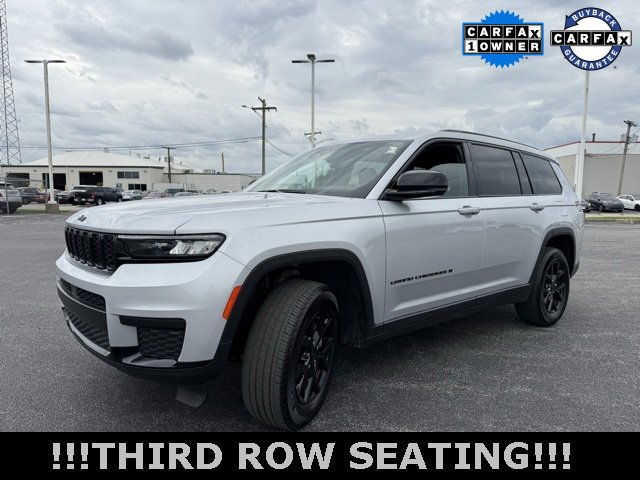 Used 2024 Jeep Grand Cherokee L Laredo image 4