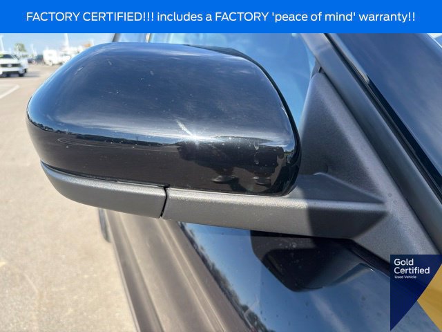 Used 2023 Ford Explorer XLT AWD/4WD image 9