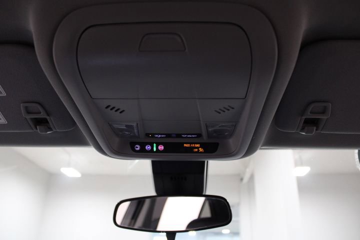 Used 2022 Chevrolet Equinox LT image 37