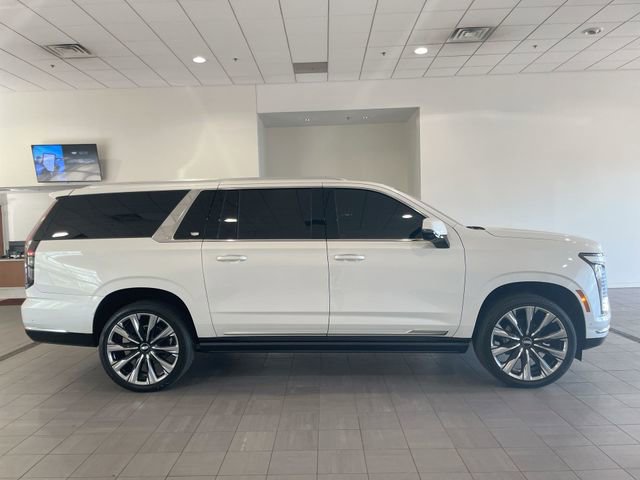 Certified 2025 Cadillac Escalade ESV Premium Luxury Platinum image 7