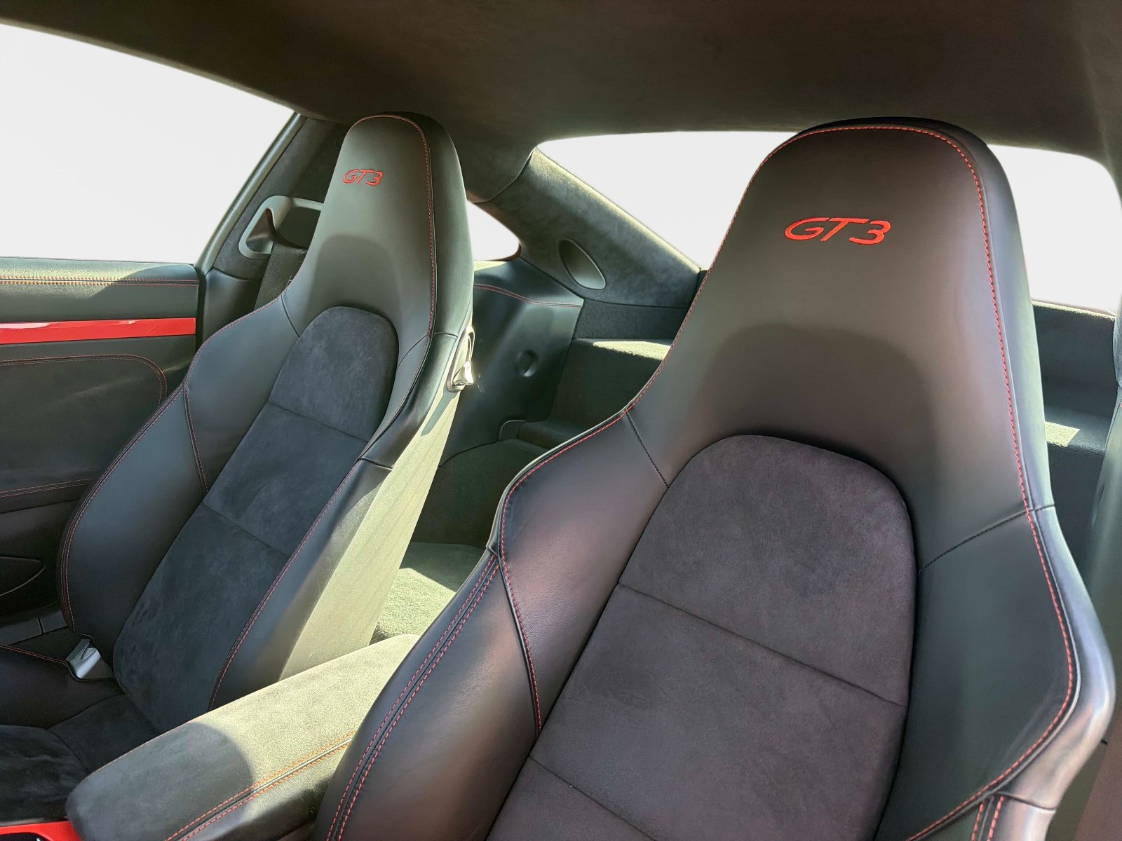 Used 2018 Porsche 911 GT3 RWD image 33